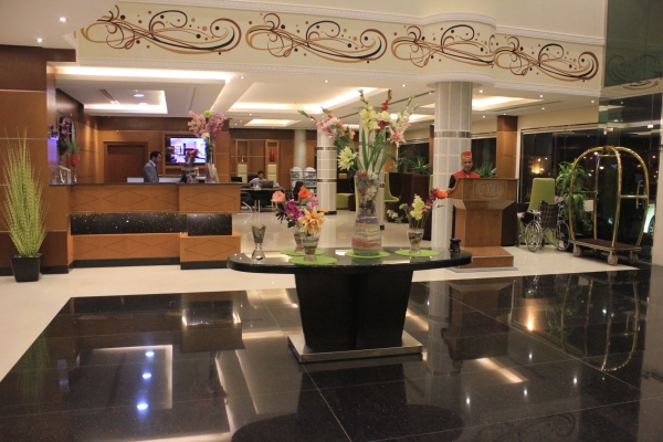 Meral Crown Hotel (Riad)